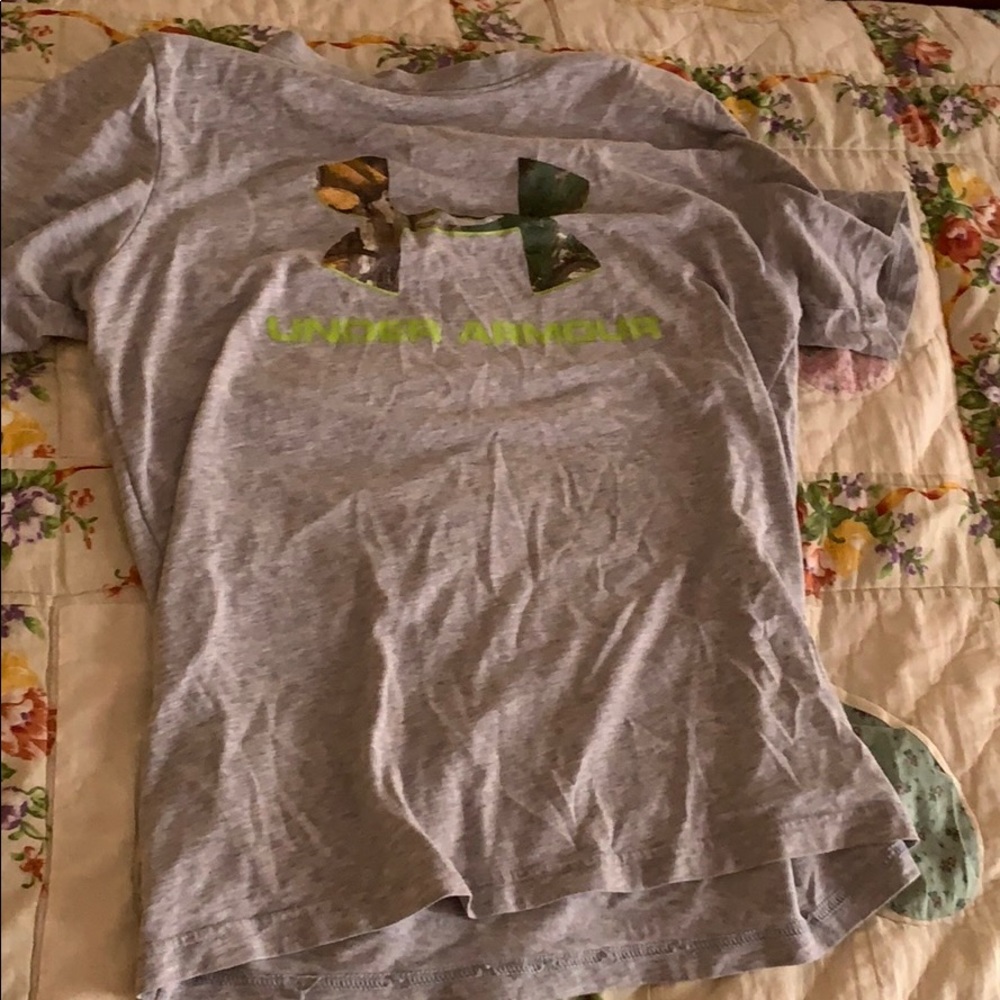 Under armour shirt